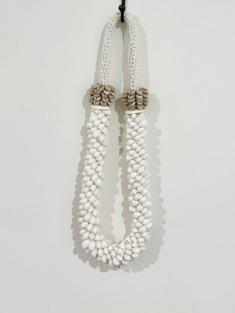 White Shell & Macrame Tassel
