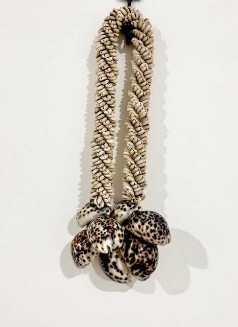 Tiger Shell Tassel